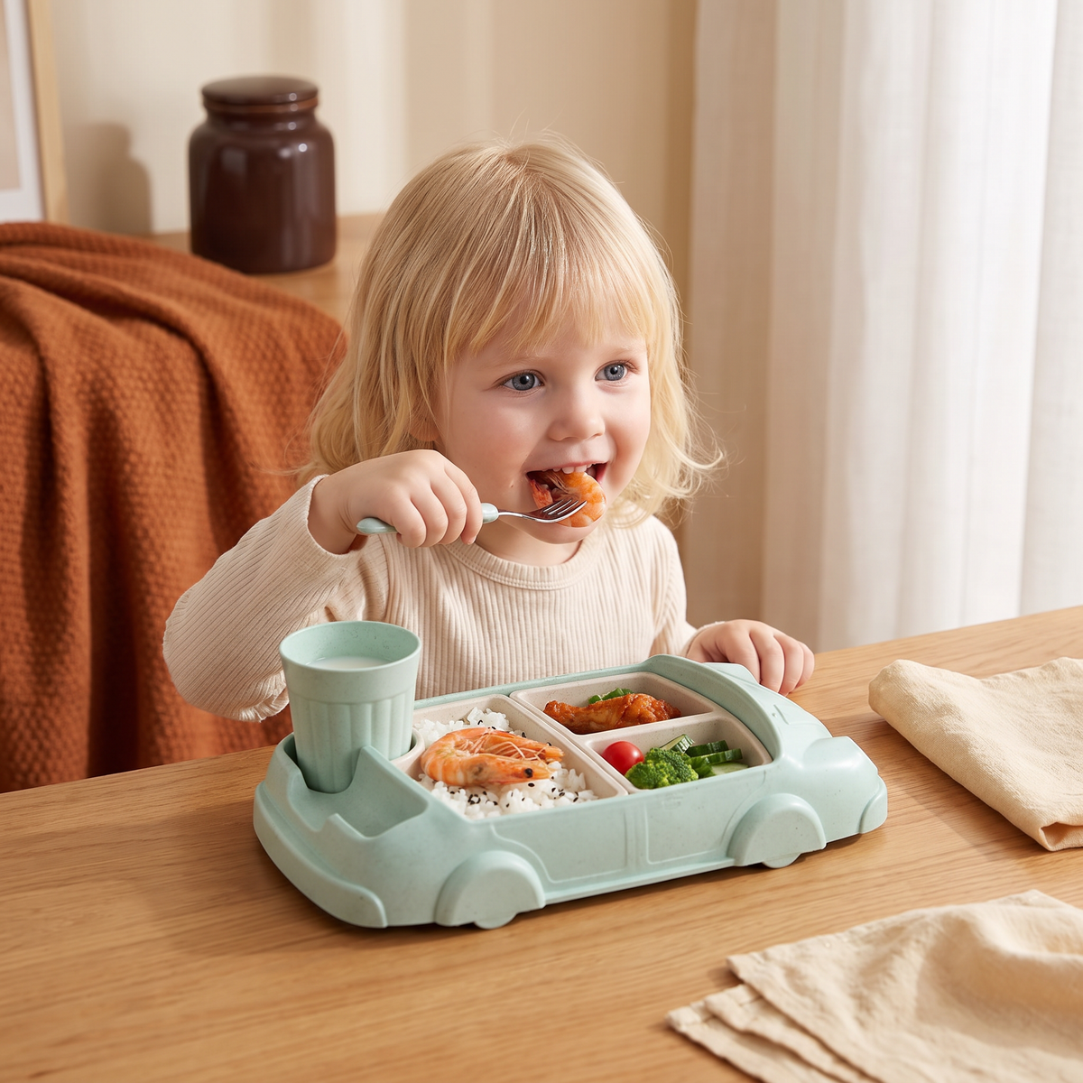Barnens Bento Lunchbox i Bilform – Rolig Matbricka med Fack och Kopp