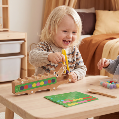 Krokodilfärgspel – pedagogiskt spel med sorteringskort och träleksak